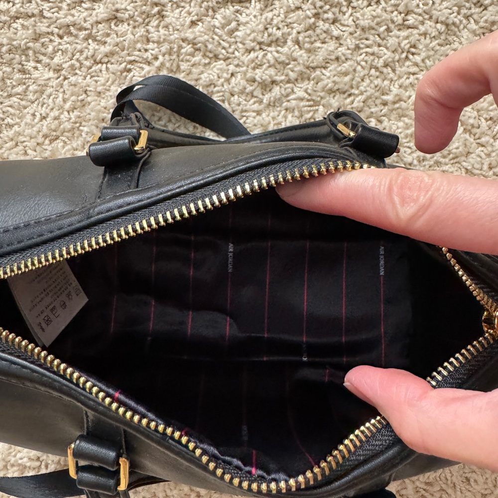 Nike Jordan Duffel Bag (small) - Picture 4 of 8